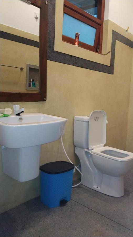 Relax Beach Resort Уелигама Екстериор снимка