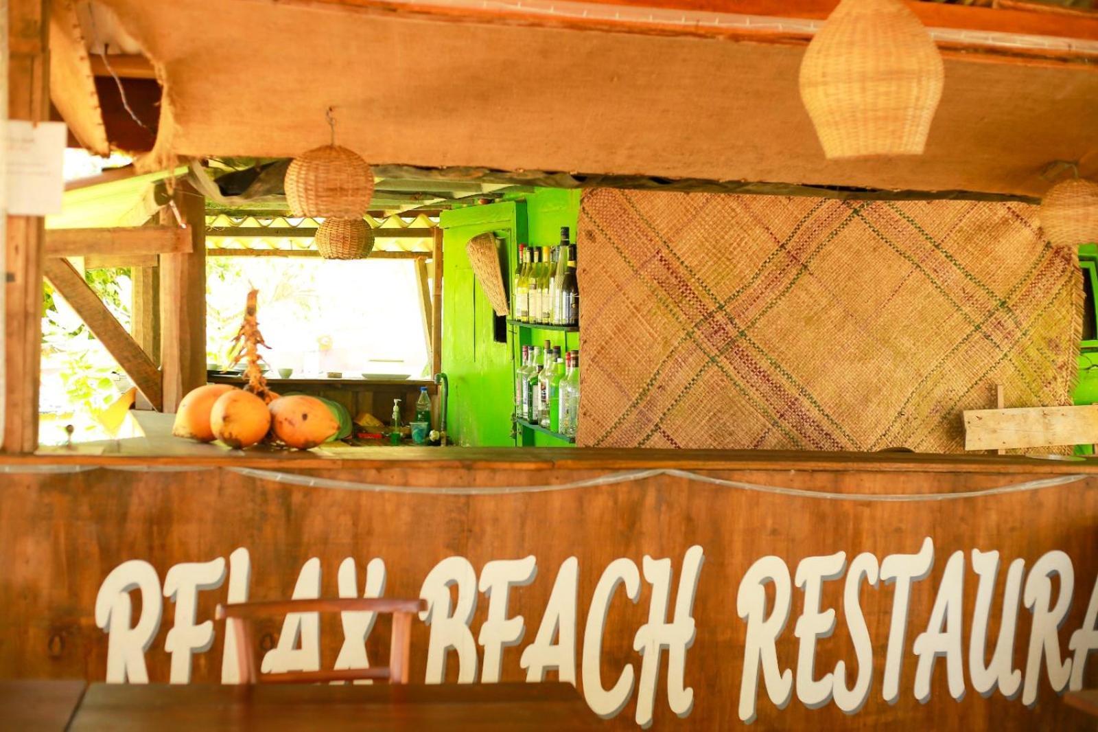 Relax Beach Resort Уелигама Екстериор снимка
